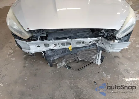 2015 Ford Focus S из США, поврежденный, VIN 1FADP3E21FL220009